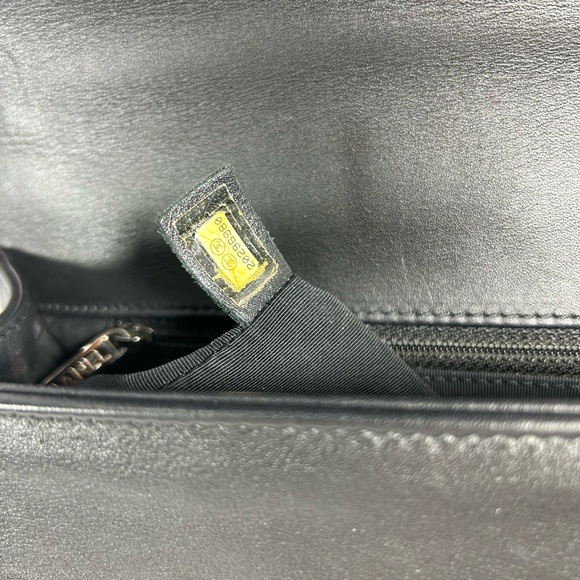 Chanel Chevron Boy Bag - Picture 6 of 8